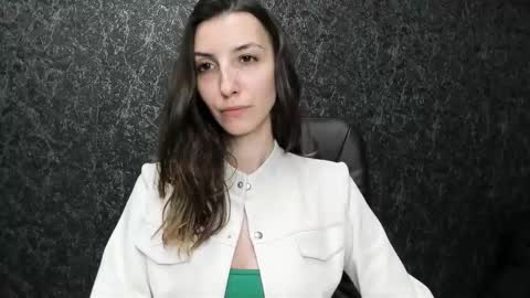 marielleanker online show from 09/14/25, 04:55