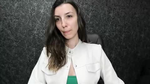 marielleanker online show from 09/22/25, 09:11