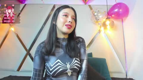 Snapshot of marielqueenx chatting on 01/09/25, 05:34 Viviana online show from 01/09/25, 05:34