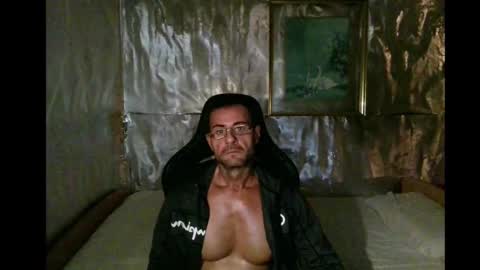 Snapshot of mariettee chatting on 03/10/25, 12:51 Djpegasus online show from 03/10/25, 12:51