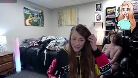 Snapshot of mariewaters chatting on 02/01/25, 12:40 Marie Ann Waters online show from 02/01/25, 12:40