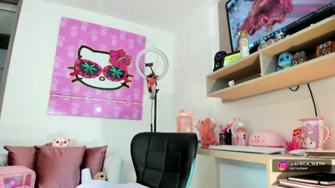 Mariana online show from 01/17/25, 08:55