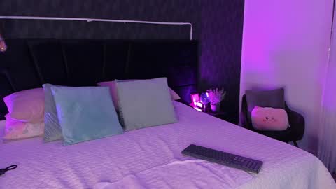 Mariana online show from 01/30/25, 05:39