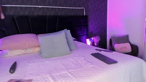 Mariana online show from 02/03/25, 02:45