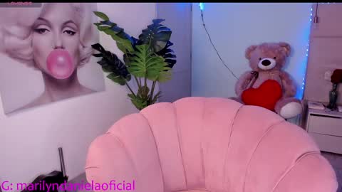 Snapshot of marily_daniela_ chatting on 03/09/25, 01:37 Marily Daniela online show from 03/09/25, 01:37