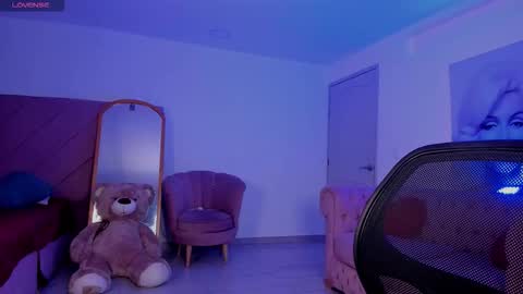 Snapshot of marily_daniela_ chatting on 10/02/25, 02:18 Marily Daniela online show from 10/02/25, 02:18