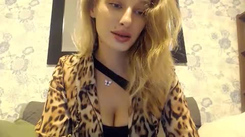 MarilynDevilish online show from 10/29/25, 02:36
