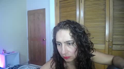 marilynetthan online show from 12/06/24, 04:38