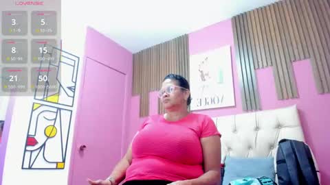 Snapshot of marinamilf chatting on 10/12/25, 04:50 Marina online show from 10/12/25, 04:50