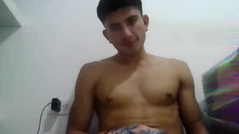 mariobrosss517470 online show from 12/17/24, 04:34