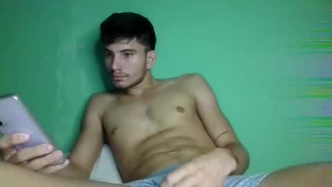 mariobrosss517470 online show from 01/04/25, 11:27