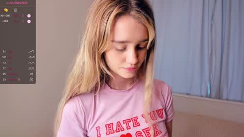 Alivia. online show from 01/10/25, 09:23