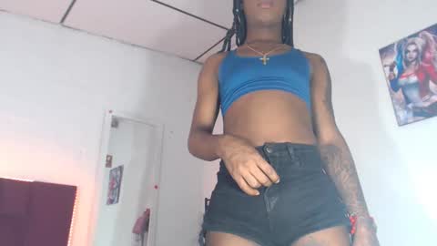 Snapshot of mariposahorny chatting on 12/10/24, 09:43 Nathaly online show from 12/10/24, 09:43