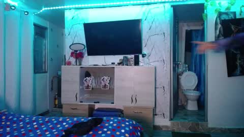 Maritza Ferrer -Samara Beltran online show from 10/21/25, 04:13