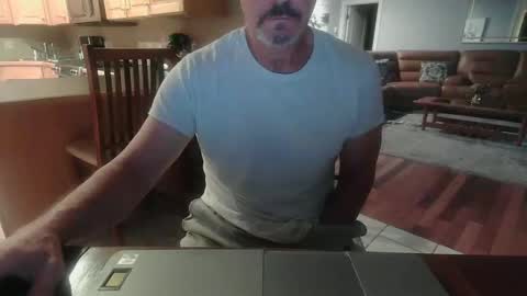 Snapshot of mark48130 chatting on 09/10/25, 09:42 Mark online show from 09/10/25, 09:42
