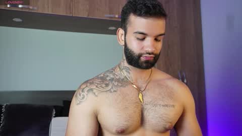 Snapshot of mark_hazze chatting on 10/10/25, 05:34 Mark online show from 10/10/25, 05:34