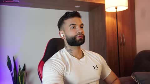 Snapshot of mark_hazze chatting on 11/07/25, 11:05 Mark online show from 11/07/25, 11:05