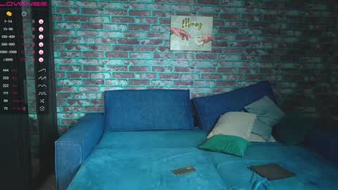 Mark online show from 01/10/25, 10:46