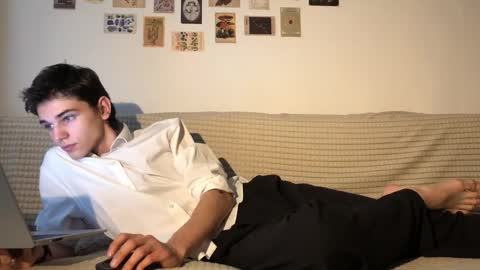 Mark online show from 10/18/25, 12:28