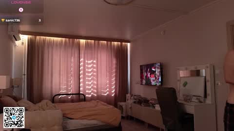 Snapshot of mark_stiff chatting on 10/22/25, 09:42 Mark online show from 10/22/25, 09:42