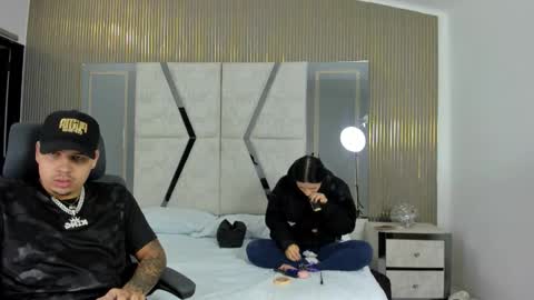 markandphilip  online show from 11/11/25, 12:27