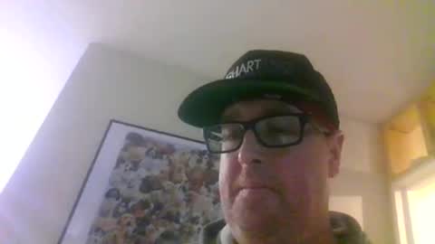 Snapshot of markkellyhamilton99 chatting on 12/23/24, 11:49 mark online show from 12/23/24, 11:49