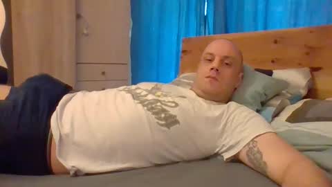 markus_7 online show from 10/10/25, 08:57