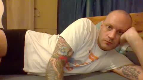 markus_7 online show from 10/19/25, 02:23