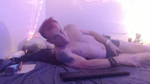 markymark101825061 online show from 01/19/25, 02:25