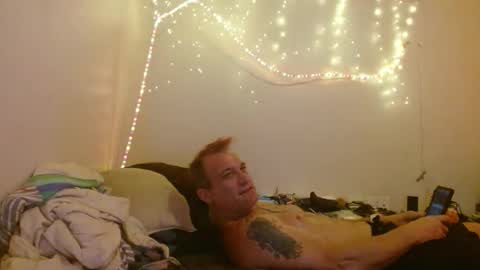 markymark101825061 online show from 01/30/25, 12:18