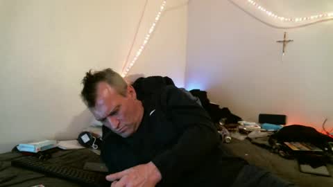 Snapshot of markymark515 chatting on 03/08/25, 03:17 MarkyMark7169 online show from 03/08/25, 03:17