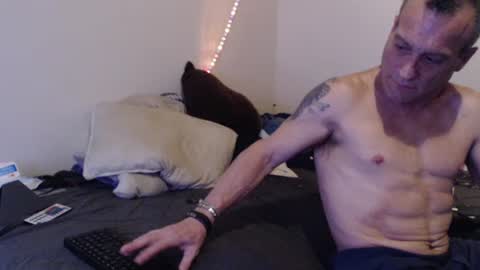 Snapshot of markymark515 chatting on 03/10/25, 02:17 MarkyMark7169 online show from 03/10/25, 02:17