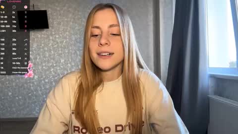 Snapshot of marlenagehlert chatting on 10/06/25, 02:03 Olivia online show from 10/06/25, 02:03