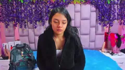 Snapshot of marlyanal chatting on 01/08/25, 01:09 Marly Anal online show from 01/08/25, 01:09