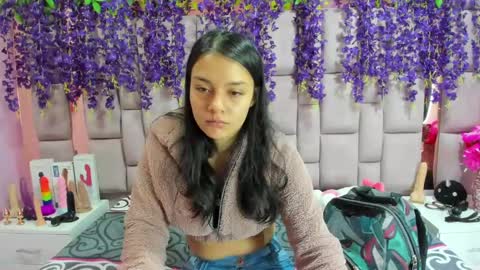 Snapshot of marlyanal chatting on 01/17/25, 01:24 Marly Anal online show from 01/17/25, 01:24