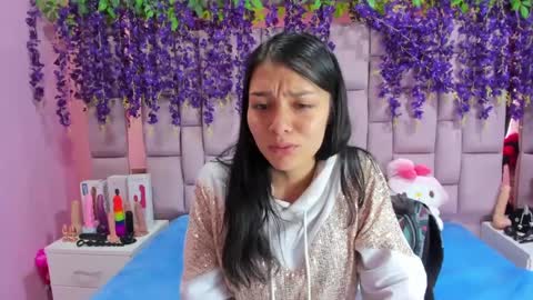 Snapshot of marlyanal chatting on 02/01/25, 01:20 Marly Anal online show from 02/01/25, 01:20