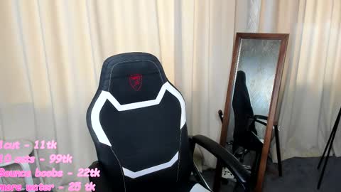 Snapshot of marrie_coy chatting on 03/08/25, 10:32 Marrie online show from 03/08/25, 10:32