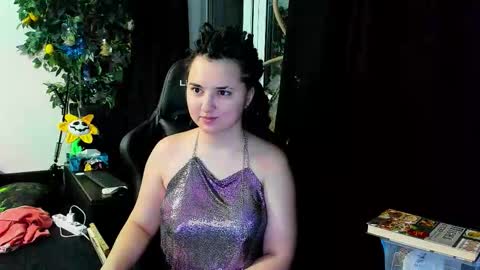 Snapshot of marry_paradisesi chatting on 09/11/25, 09:04 Marishka online show from 09/11/25, 09:04