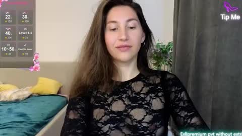 Snapshot of marrycolins chatting on 10/22/25, 04:46 marrycolins online show from 10/22/25, 04:46