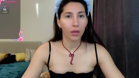 Snapshot of marrycolins chatting on 11/01/25, 02:57 marrycolins online show from 11/01/25, 02:57