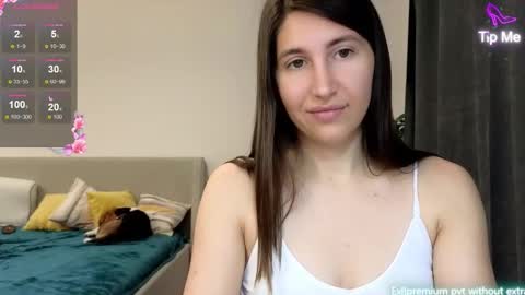 Snapshot of marrycolins chatting on 11/12/25, 03:29 marrycolins online show from 11/12/25, 03:29