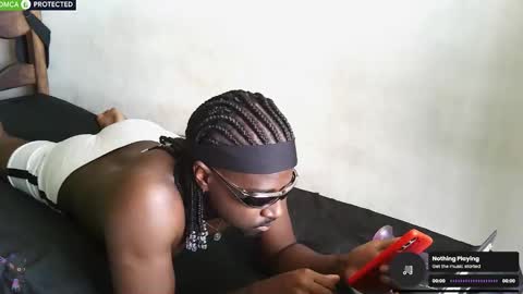 Snapshot of mars2mars chatting on 11/13/25, 05:01 MARS online show from 11/13/25, 05:01