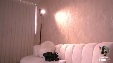     online show from 01/14/25, 10:23