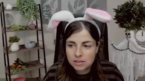 martaedams online show from 11/06/25, 06:14