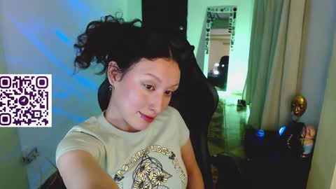 Snapshot of martina_adams chatting on 01/17/25, 02:08 mari online show from 01/17/25, 02:08