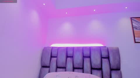 Snapshot of martina_mancinii chatting on 01/23/25, 02:50 Martina online show from 01/23/25, 02:50