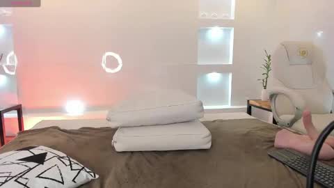 Snapshot of martina_mayers chatting on 03/10/25, 11:16 Martina online show from 03/10/25, 11:16