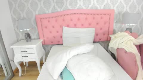 Snapshot of martina_rivera_ chatting on 12/24/24, 03:05 Martina online show from 12/24/24, 03:05