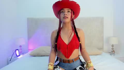 Snapshot of martinaa_garcia chatting on 10/22/25, 07:57 Martina online show from 10/22/25, 07:57