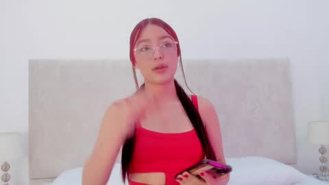 Snapshot of martinaa_garcia chatting on 10/27/25, 07:51 Martina online show from 10/27/25, 07:51